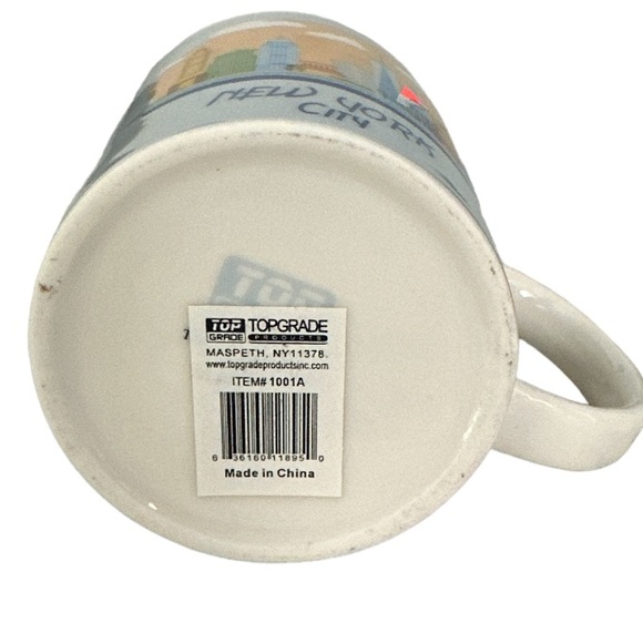NEW- New York City/Manhattan Standard Size Mug - Picture 3 of 3